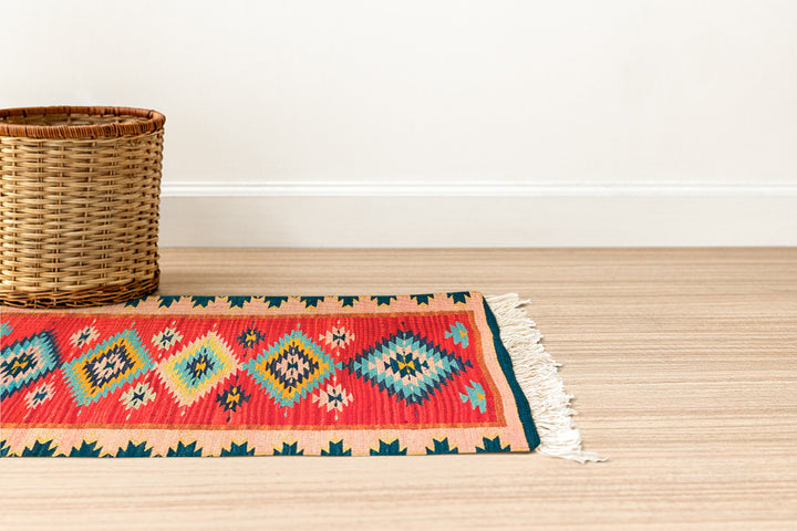Carsibasi - Size: 3.2 x 1.11 - Imam Carpet Co