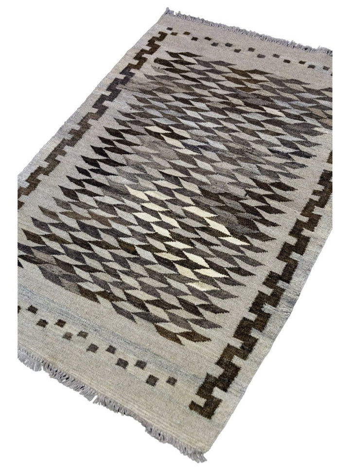 Nuetral Bohemian Kilim - Size: 4.9 x 3.1 - Imam Carpets - Online Shop