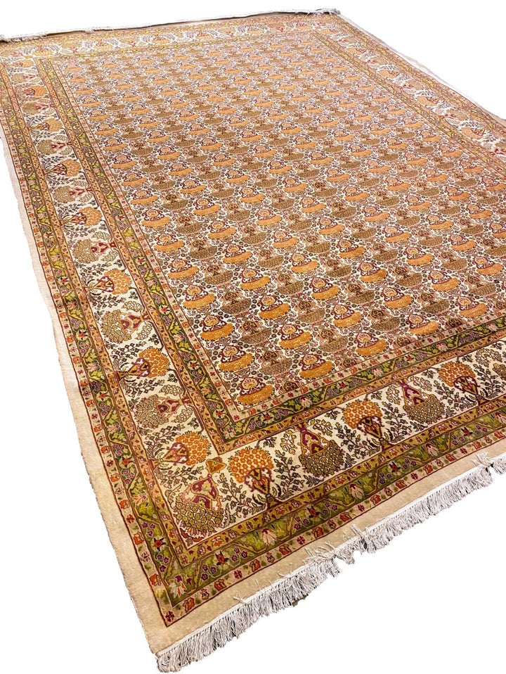 Regal Garden - Size: 13.3 x 9.10 - Imam Carpets Online Store